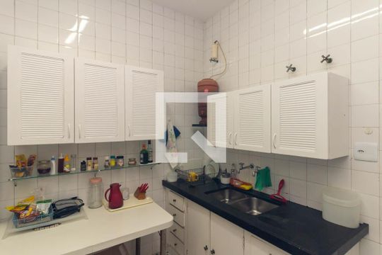 Cozinha de apartamento à venda com 2 quartos, 140m² em Santa Cecilia, São Paulo