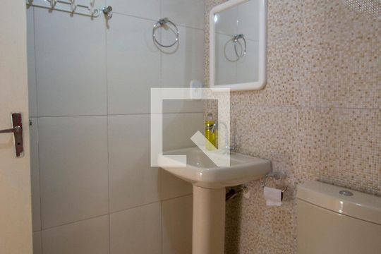 Banheiro de apartamento para alugar com 2 quartos, 65m² em Setor B Sul, Brasília