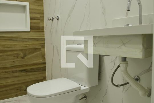 Banheiro da Suíte 1 de apartamento à venda com 2 quartos, 73m² em Jardim do Mar, São Bernardo do Campo
