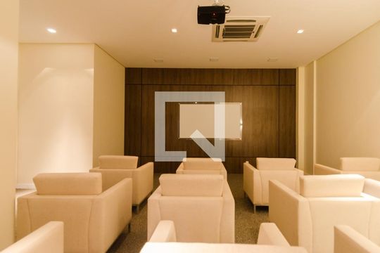 Cinema de apartamento para alugar com 3 quartos, 126m² em Vila Gilda, Santo André