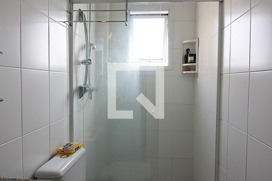 Banheiro Social de apartamento à venda com 3 quartos, 85m² em Vila Mussoline, São Bernardo do Campo