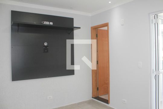 Sala de TV de casa para alugar com 3 quartos, 220m² em Jardim da Mamae, Guarulhos