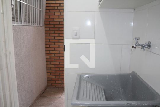 Área de Serviço de casa para alugar com 3 quartos, 220m² em Jardim da Mamae, Guarulhos