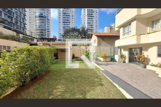 Área comum de apartamento à venda com 3 quartos, 144m² em Moema, São Paulo