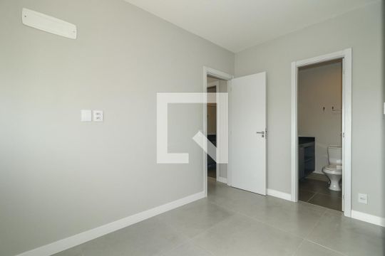 Quarto Suíte de apartamento à venda com 2 quartos, 66m² em Rio Branco, Porto Alegre