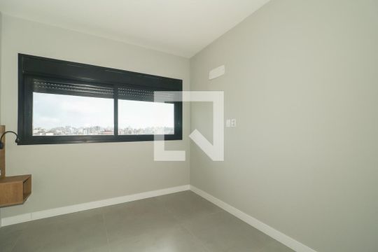 Quarto Suíte de apartamento à venda com 2 quartos, 66m² em Rio Branco, Porto Alegre