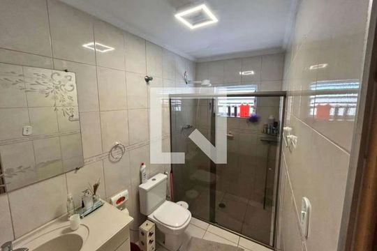 Banheiro de casa à venda com 2 quartos, 120m² em Vila Formosa, São Paulo