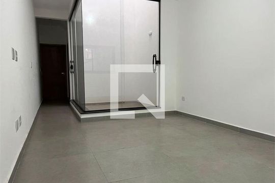 Casa à venda com 3 quartos, 200m² em Vila Mazzei, São Paulo