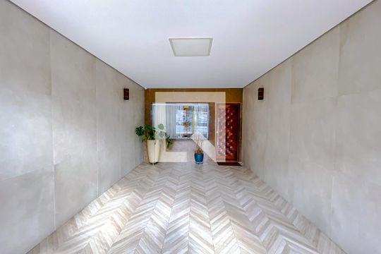 Garagem de casa para alugar com 3 quartos, 200m² em Quarta Parada, São Paulo