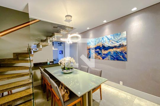 Sala de Jantar de casa à venda com 3 quartos, 200m² em Quarta Parada, São Paulo