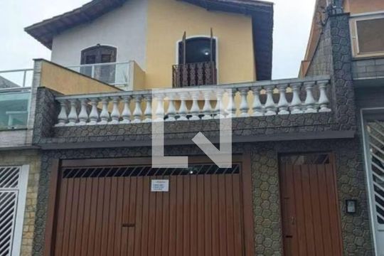 Casa à venda com 3 quartos, 120m² em Vila Mazzei, São Paulo