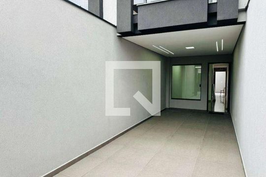 Casa à venda com 2 quartos, 250m² em Vila Carrão, São Paulo