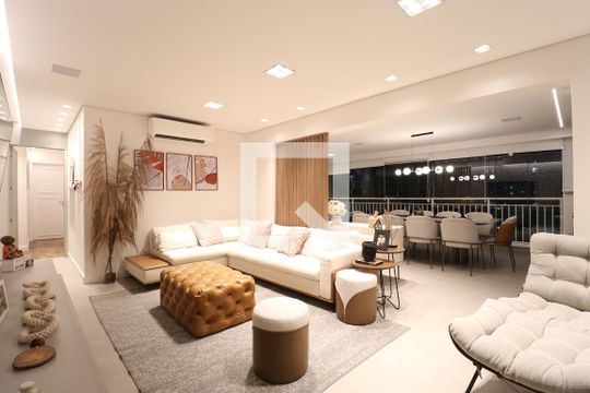 Apartamento à venda com 3 quartos, 136m² em Barra Funda, São Paulo