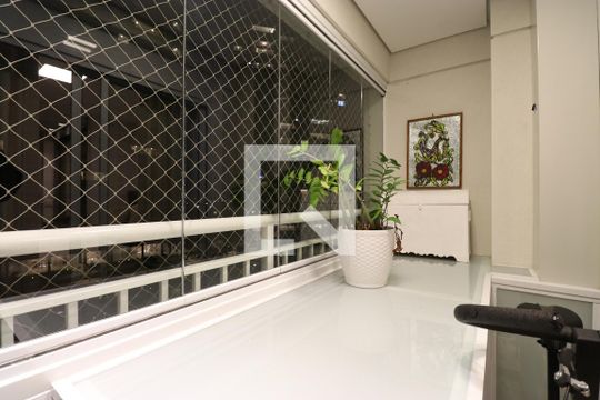 Varanda da Suíte 2 de apartamento à venda com 3 quartos, 136m² em Barra Funda, São Paulo