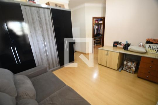 Suíte 1 de casa à venda com 4 quartos, 292m² em Parque Taquaral, Campinas