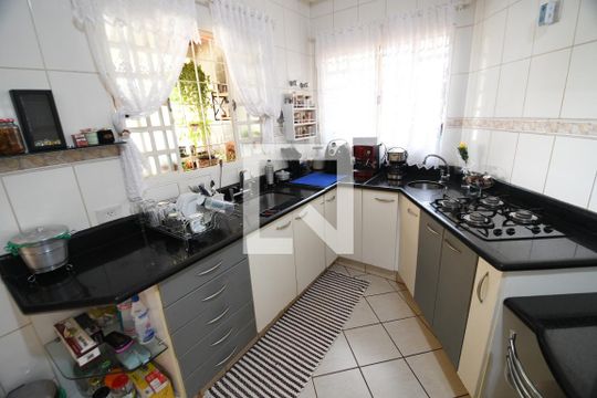Cozinha de casa à venda com 4 quartos, 292m² em Parque Taquaral, Campinas