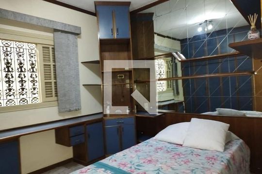 Casa à venda com 5 quartos, 450m² em Vila Londrina, São Paulo