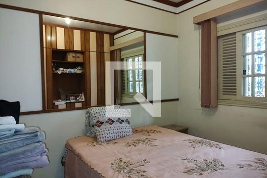 Casa à venda com 5 quartos, 450m² em Vila Londrina, São Paulo