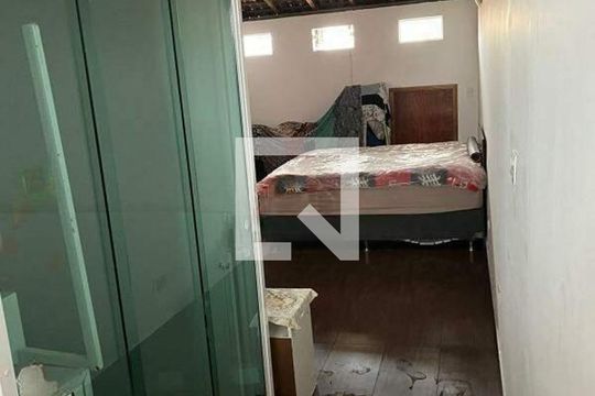 Casa à venda com 4 quartos, 230m² em Jardim Ocara, Santo André