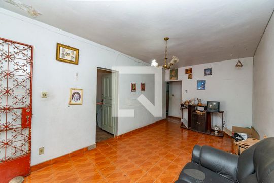 Sala de casa à venda com 4 quartos, 300m² em Caiçara-adelaide, Belo Horizonte
