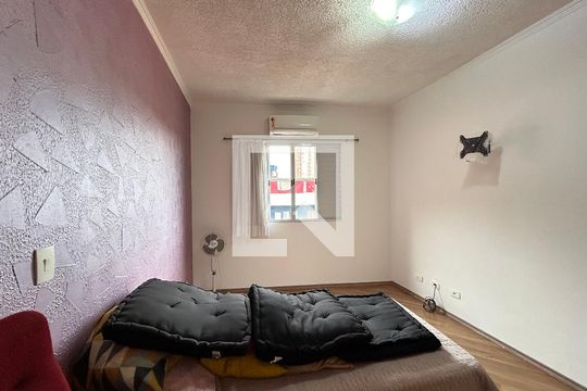 Quarto 2 de casa à venda com 4 quartos, 330m² em Vila Palmeiras, São Paulo
