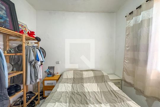 Quarto de casa à venda com 6 quartos, 360m² em Dos Casa, São Bernardo do Campo