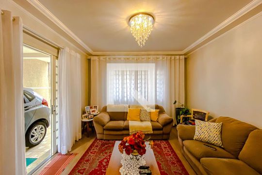 Sala de casa à venda com 5 quartos, 250m² em Vila Regente Feijó, São Paulo