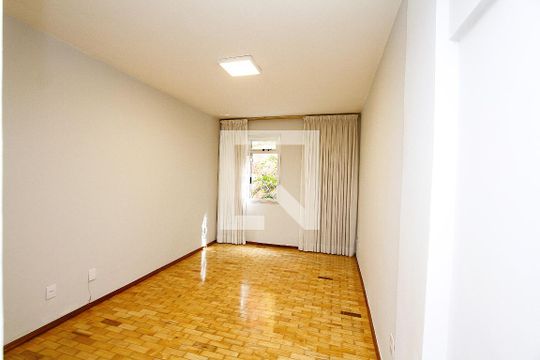 Sala de apartamento para alugar com 3 quartos, 100m² em Prado, Belo Horizonte