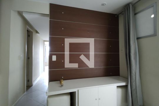 Sala de apartamento à venda com 3 quartos, 70m² em Tanque, Rio de Janeiro