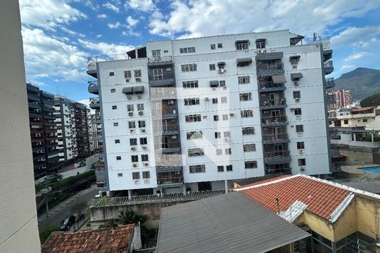Vista do Quarto 2 de apartamento à venda com 3 quartos, 60m² em Todos Os Santos, Rio de Janeiro