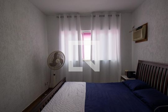 Suíte de casa de condomínio à venda com 3 quartos, 380m² em Vargem Grande, Rio de Janeiro