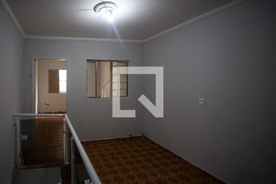 Corredor de casa à venda com 2 quartos, 43m² em São Judas Tadeu, Diadema