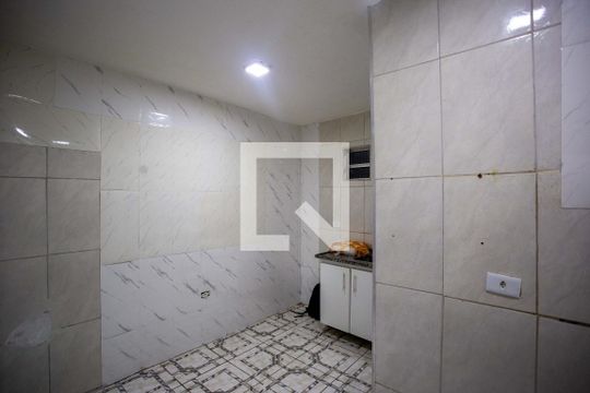 Cozinha de casa à venda com 2 quartos, 43m² em São Judas Tadeu, Diadema