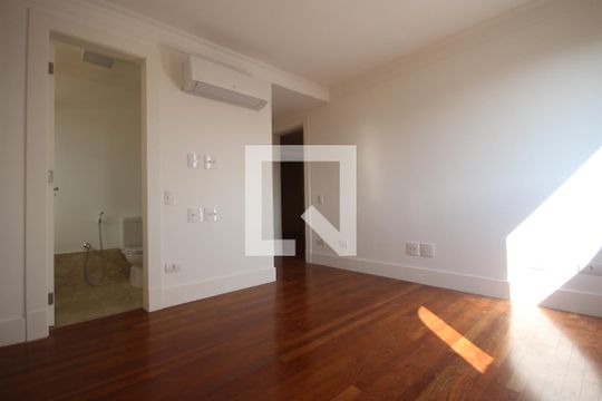 Apartamento à venda com 4 quartos, 453m² em Santa Cecilia, São Paulo