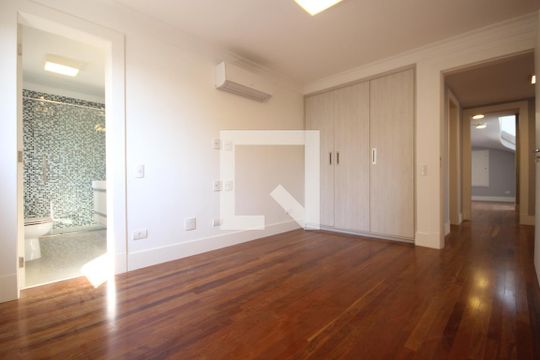 Apartamento à venda com 4 quartos, 453m² em Santa Cecilia, São Paulo