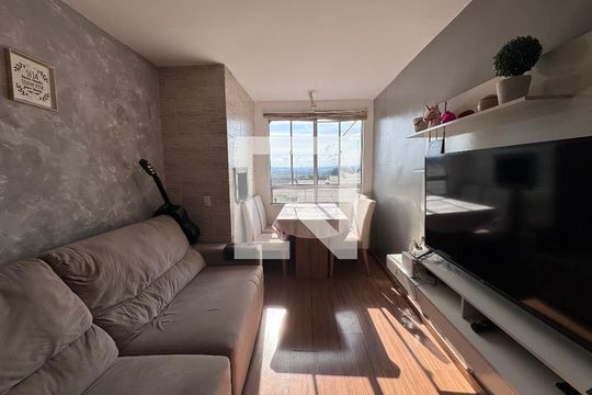 Sala de apartamento para alugar com 2 quartos, 50m² em Pinheiro, São Leopoldo