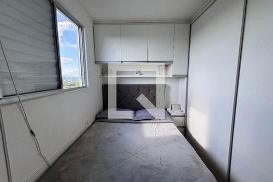 Quarto 1 de apartamento para alugar com 2 quartos, 50m² em Pinheiro, São Leopoldo