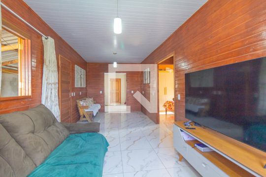Casa à venda com 2 quartos, 100m² em Harmonia, Canoas