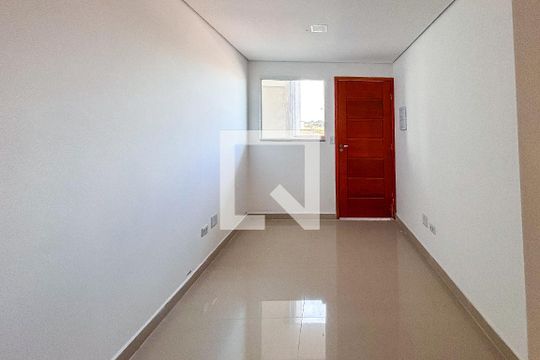 Sala/Cozinha de apartamento para alugar com 2 quartos, 50m² em Vila Dalila, São Paulo
