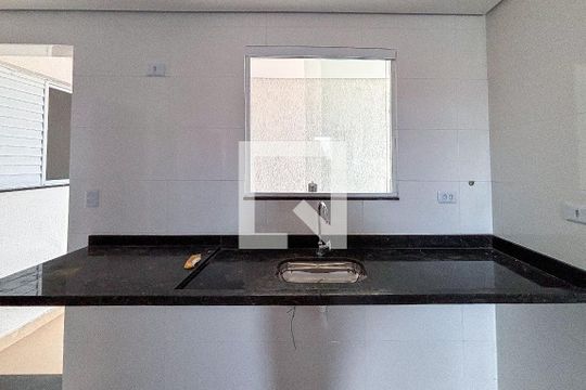 Sala/Cozinha de apartamento para alugar com 2 quartos, 50m² em Vila Dalila, São Paulo