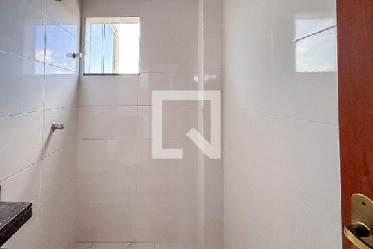 Banheiro de apartamento para alugar com 2 quartos, 81m² em Vila Dalila, São Paulo
