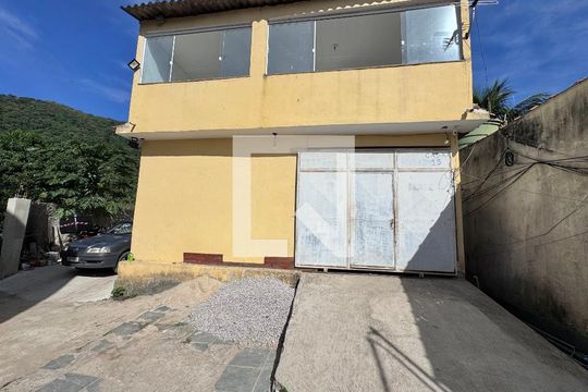 Fachada de casa à venda com 3 quartos, 110m² em Recreio dos Bandeirantes, Rio de Janeiro