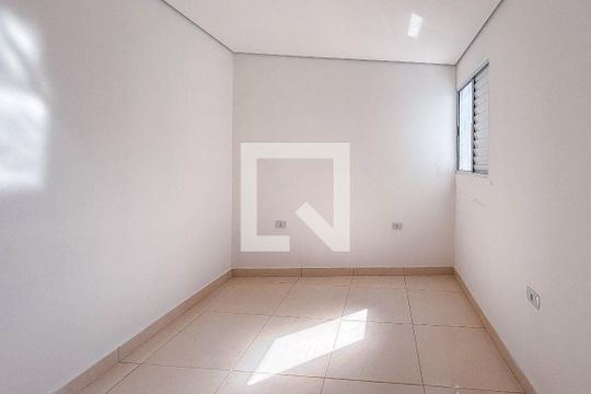 Quarto 2 de apartamento para alugar com 2 quartos, 75m² em Vila Dalila, São Paulo