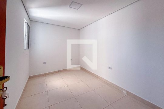Quarto de apartamento para alugar com 2 quartos, 75m² em Vila Dalila, São Paulo