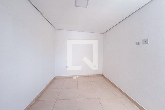 Quarto de apartamento para alugar com 2 quartos, 75m² em Vila Dalila, São Paulo