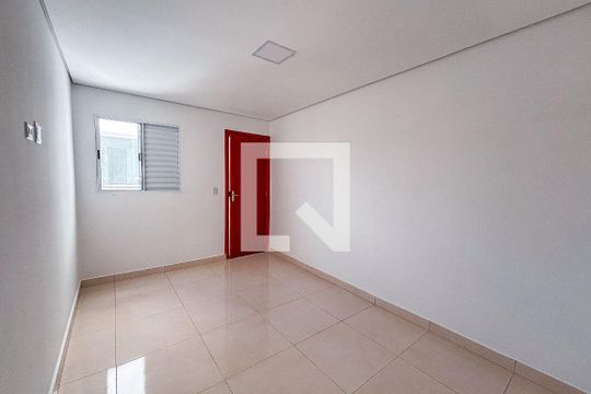 Quarto de apartamento para alugar com 2 quartos, 75m² em Vila Dalila, São Paulo