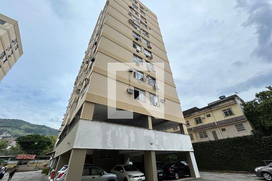 Fachada  de apartamento à venda com 3 quartos, 75m² em Engenho de Dentro, Rio de Janeiro
