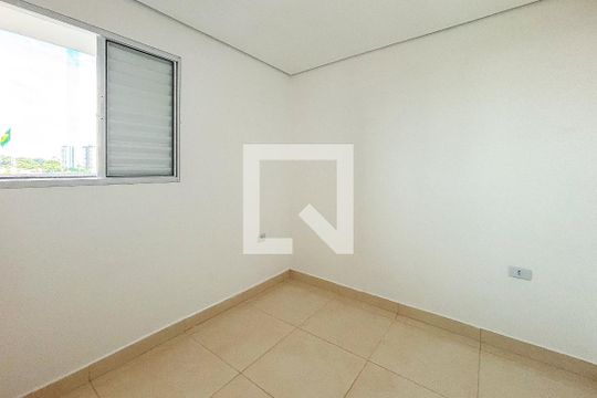 Quarto 1 de apartamento para alugar com 2 quartos, 50m² em Vila Dalila, São Paulo