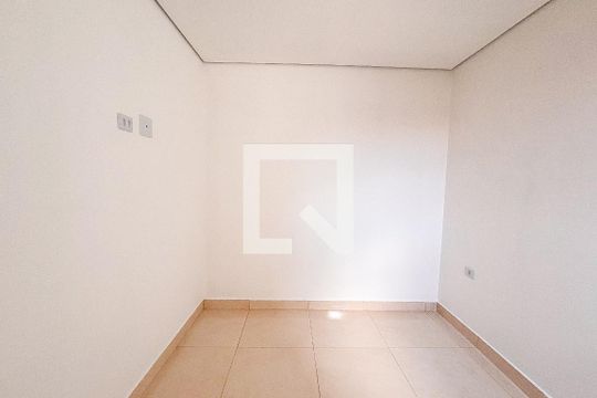 Quarto 2 de apartamento para alugar com 2 quartos, 50m² em Vila Dalila, São Paulo