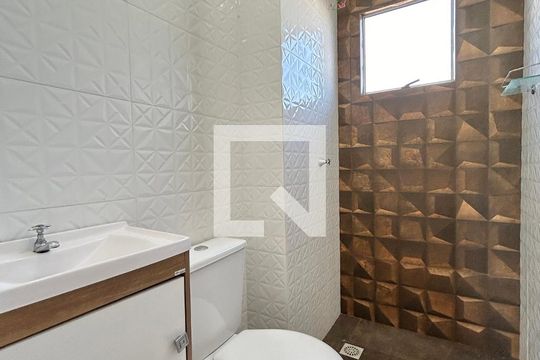 Banheiro de apartamento para alugar com 2 quartos, 80m² em São Miguel, São Leopoldo